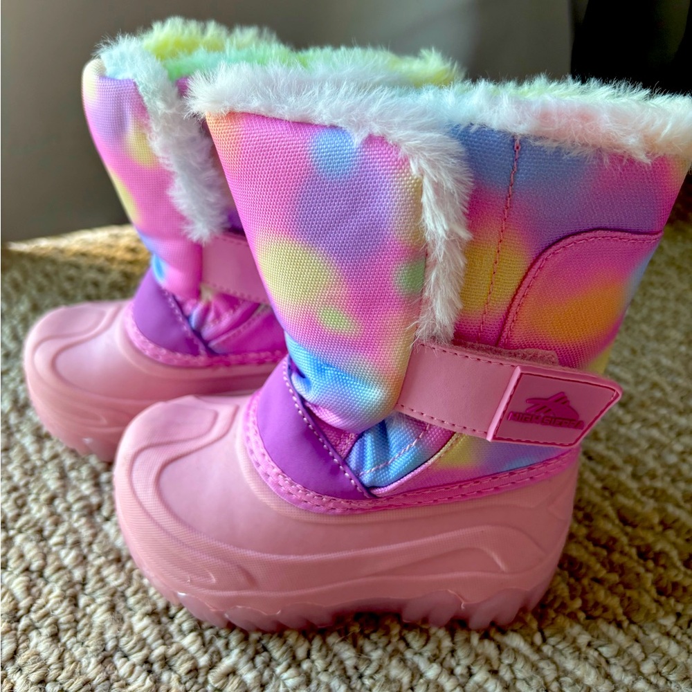 High Sierra Light Up Winter Boot - Only Worn Once!